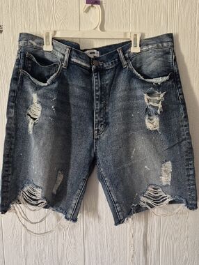 Fashion Nova Distressed Denim Jean Shorts - Blue Wash